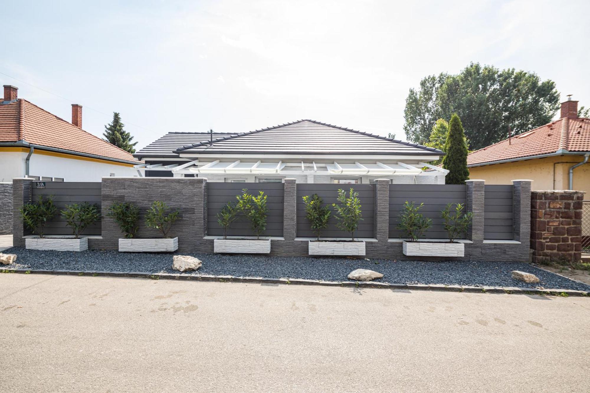 Balatonic Lemon Apartmanhaz Siófok Exteriér fotografie