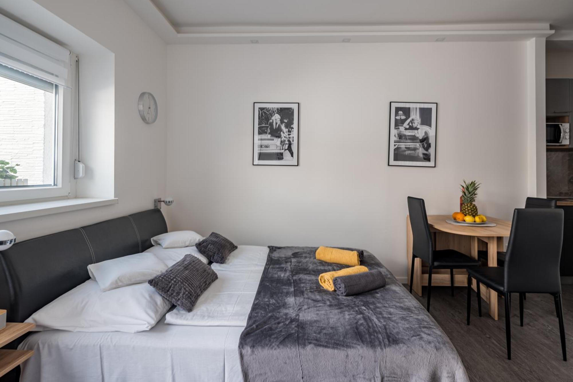 Balatonic Lemon Apartmanhaz Siófok Exteriér fotografie