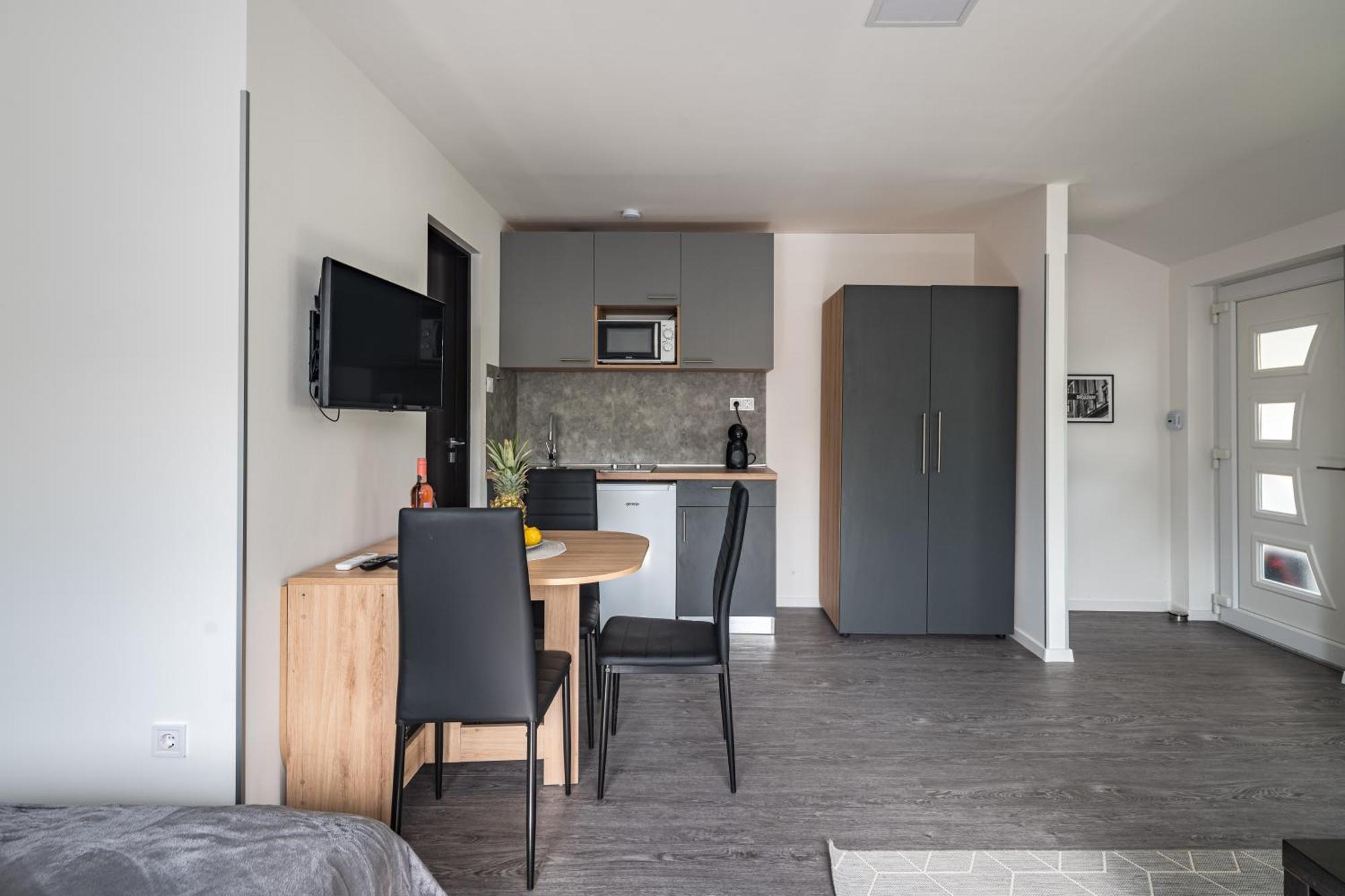 Balatonic Lemon Apartmanhaz Siófok Exteriér fotografie