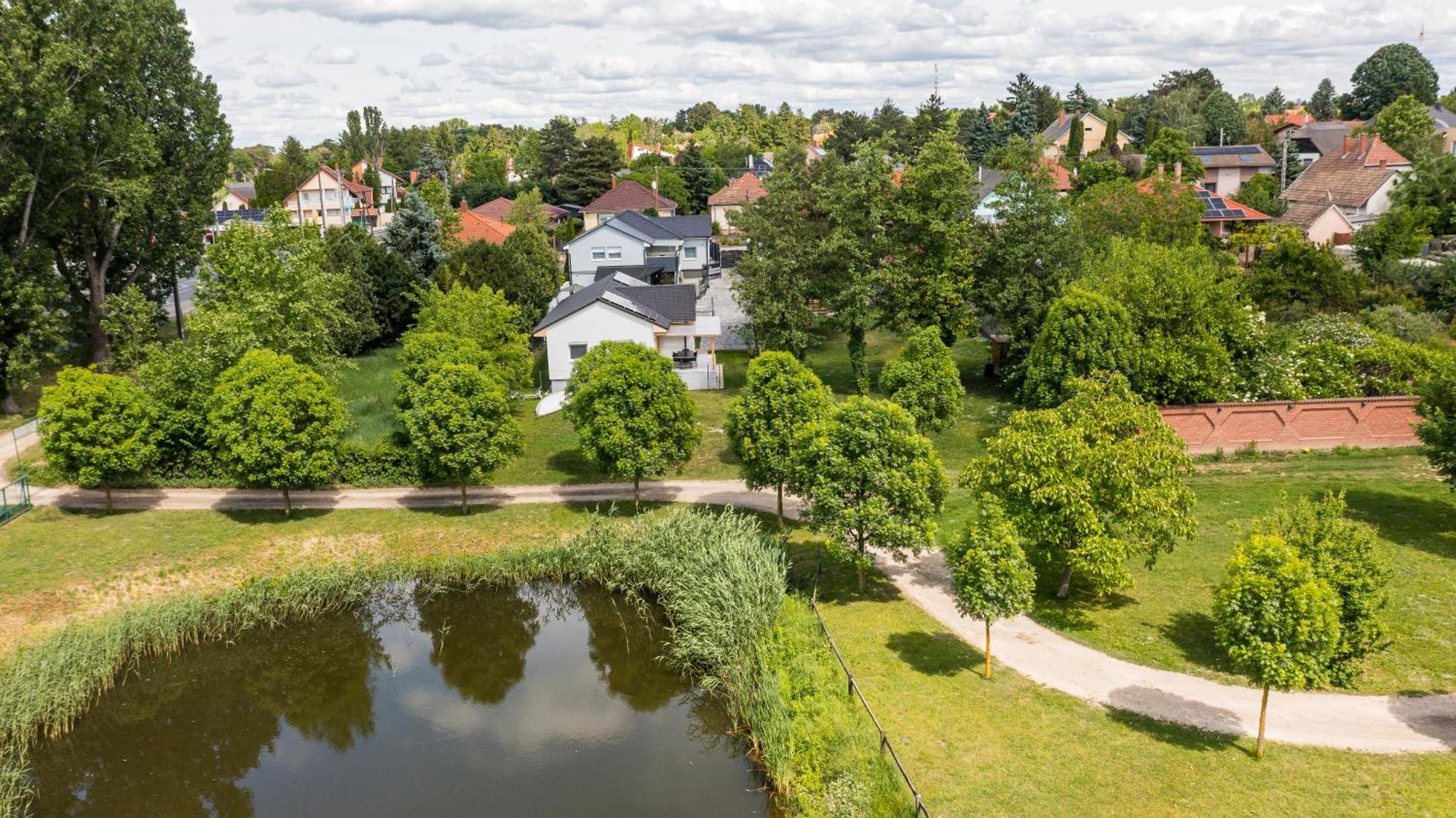 Balatonic Lemon Apartmanhaz Siófok Exteriér fotografie