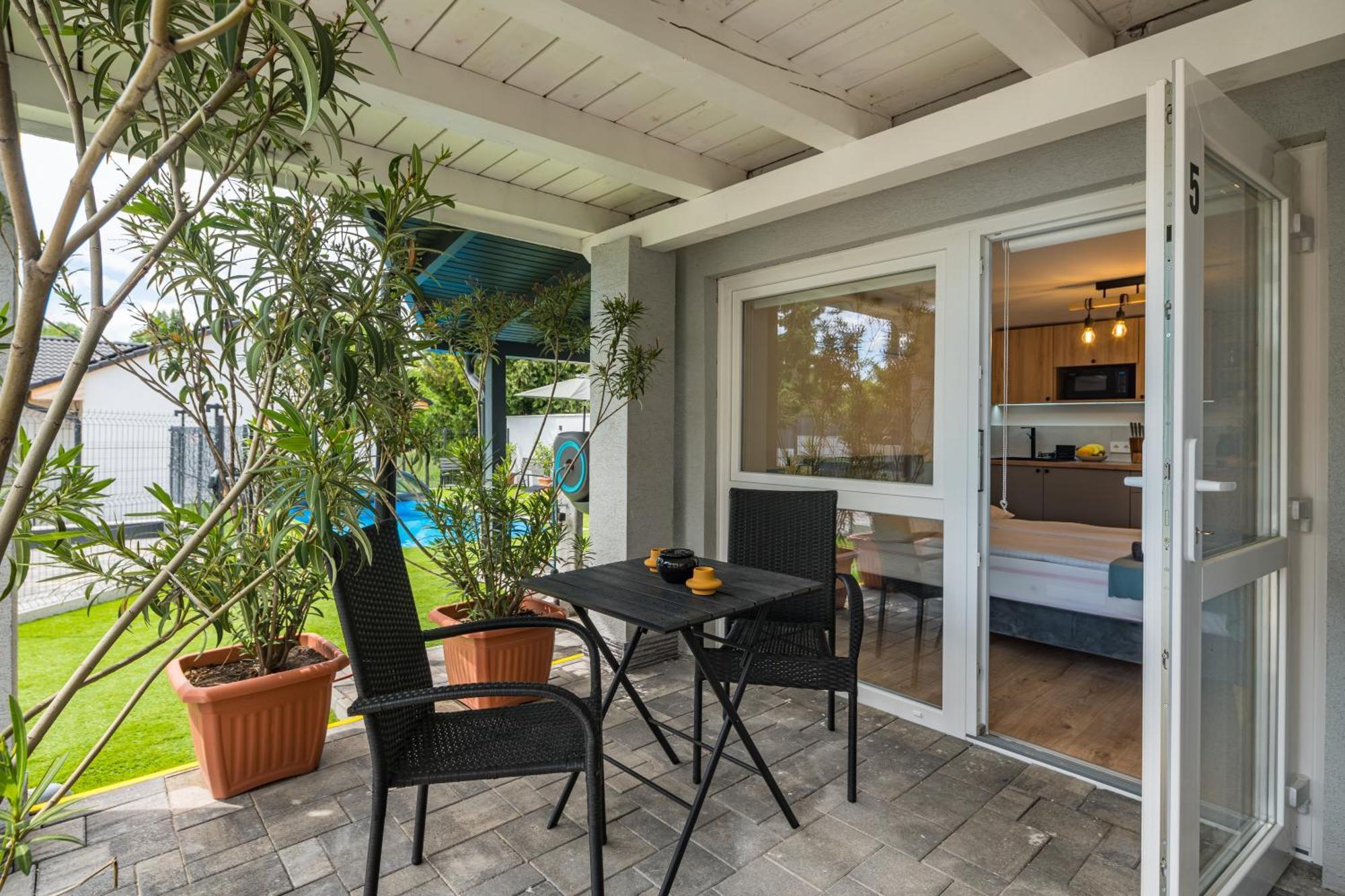 Balatonic Lemon Apartmanhaz Siófok Exteriér fotografie
